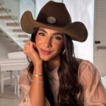 Gabriela Versiani encara novo desafio e estreia como apresentadora oficial da Fenamilho 2025